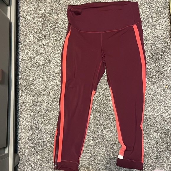 EUC Lululemon Zip The Line Crop *23 Deep Ruby / Poppy Coral Size 10 - Picture 3 of 4